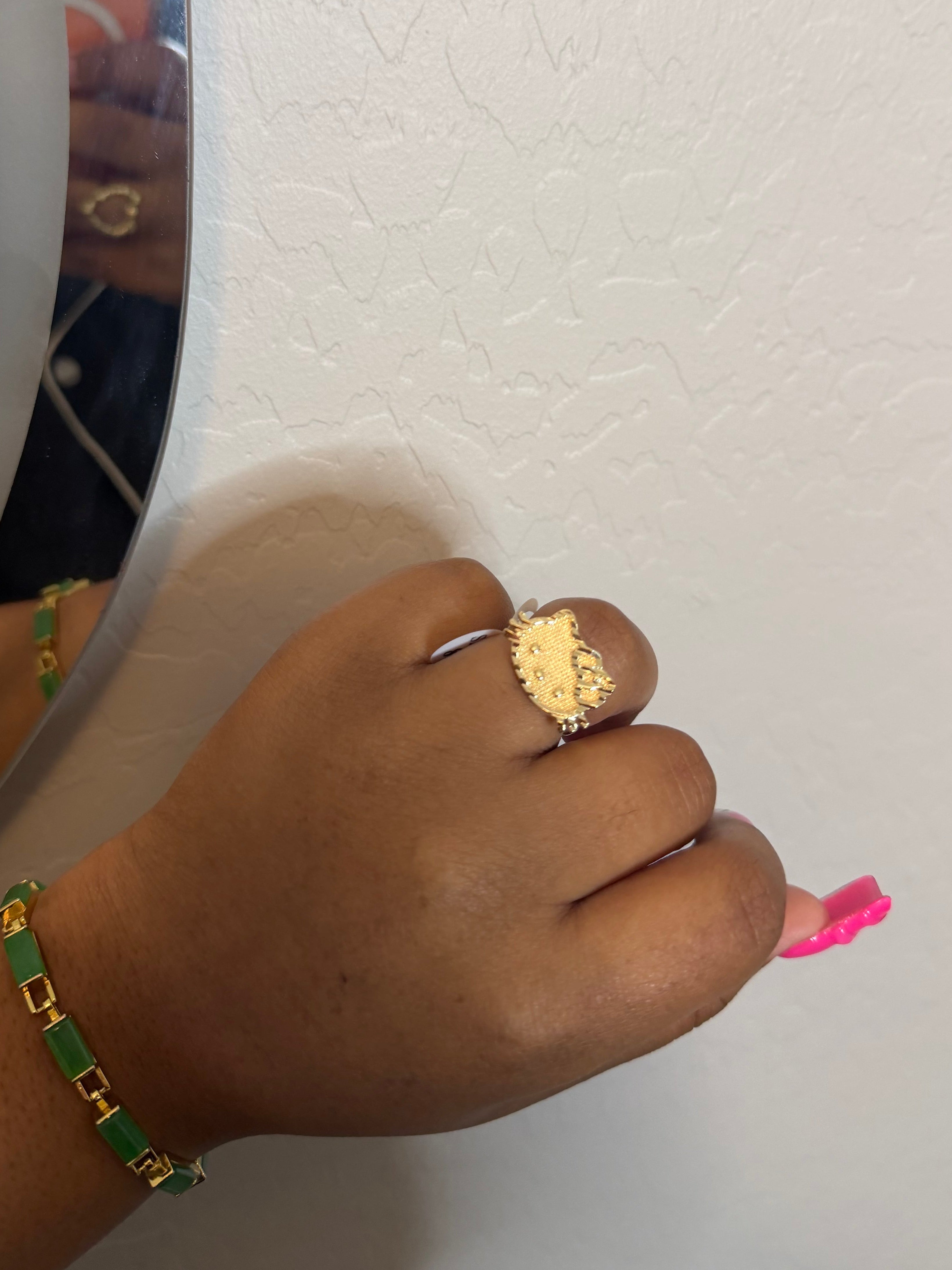 HK Face Ring