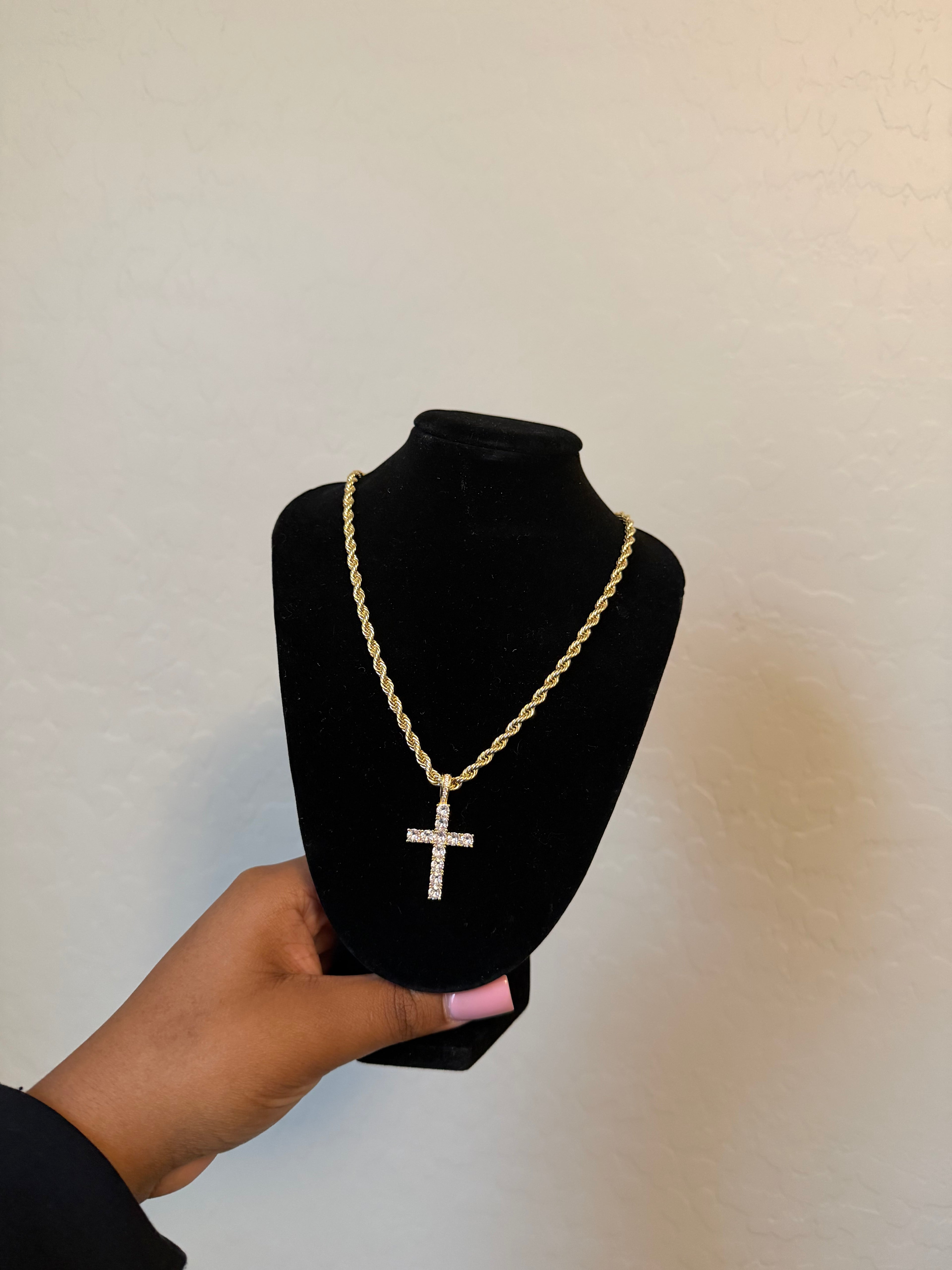 Cross Pendant With Chain