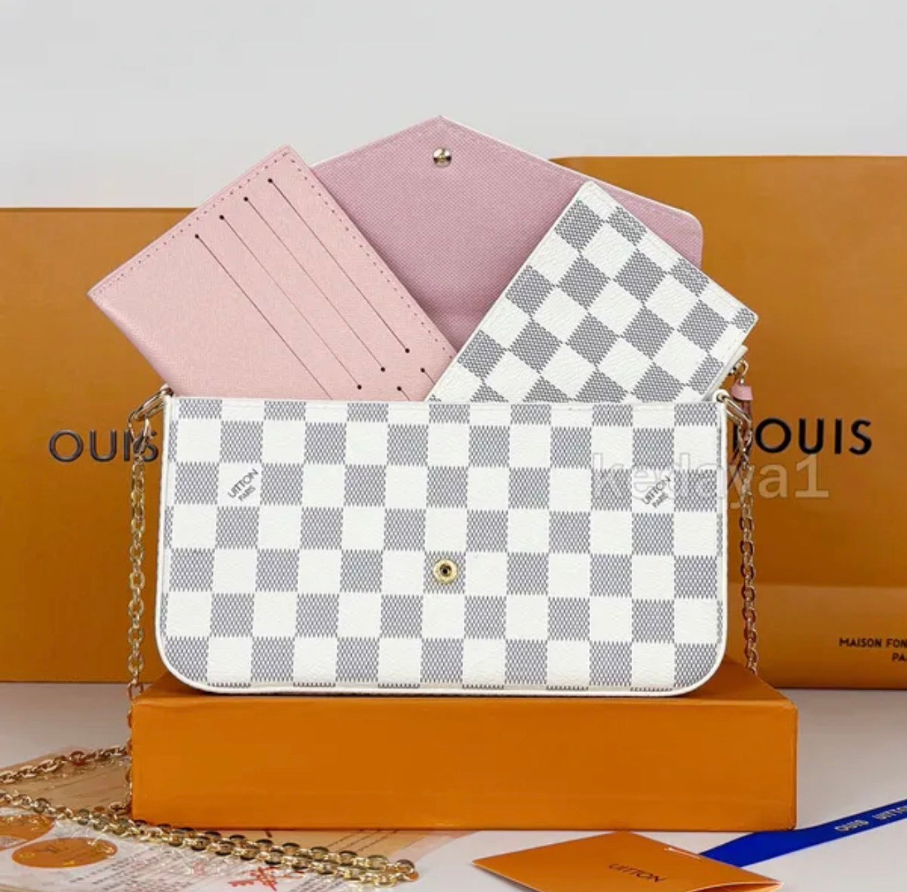LV Hang Bags