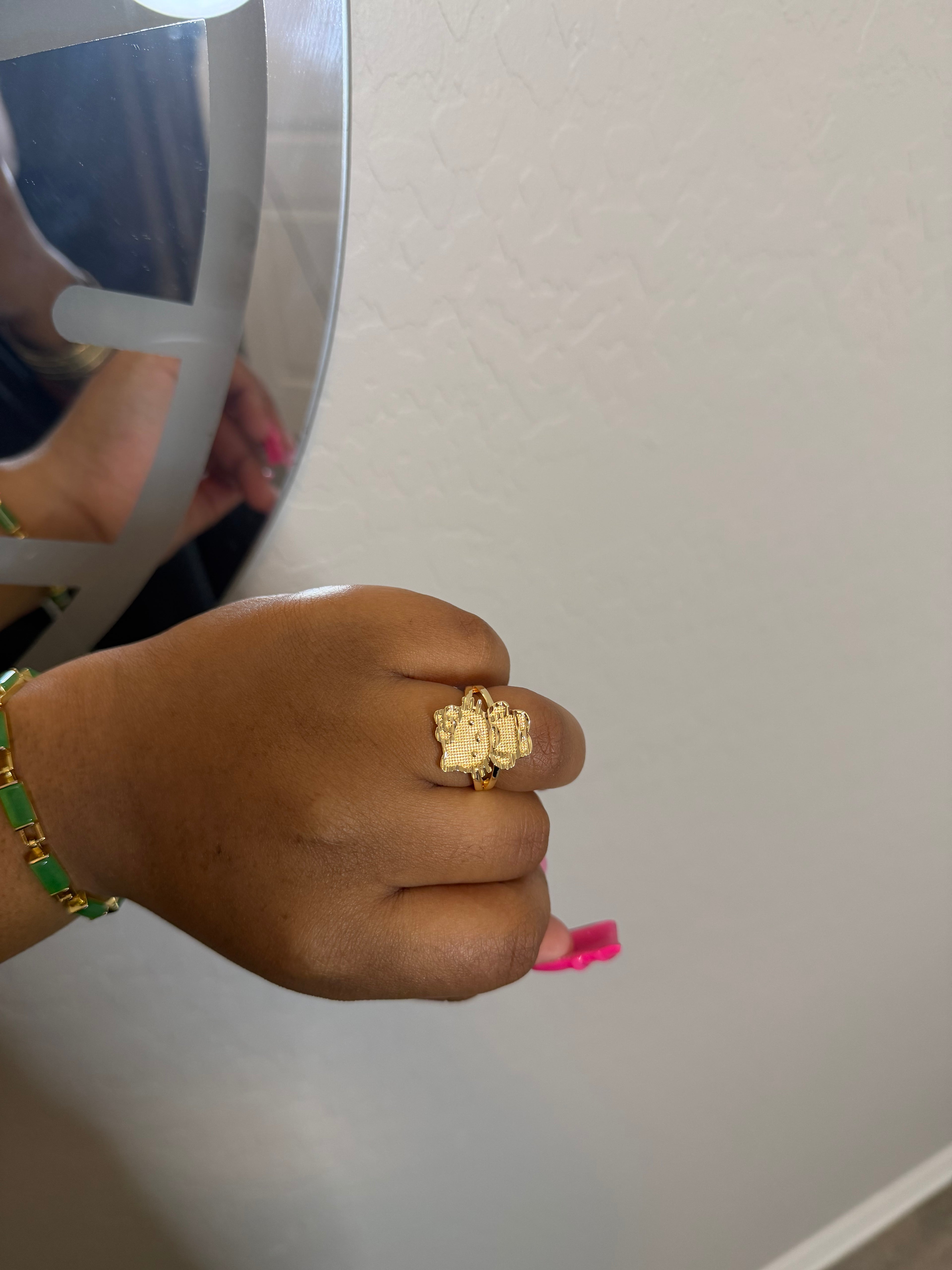 HK Ring