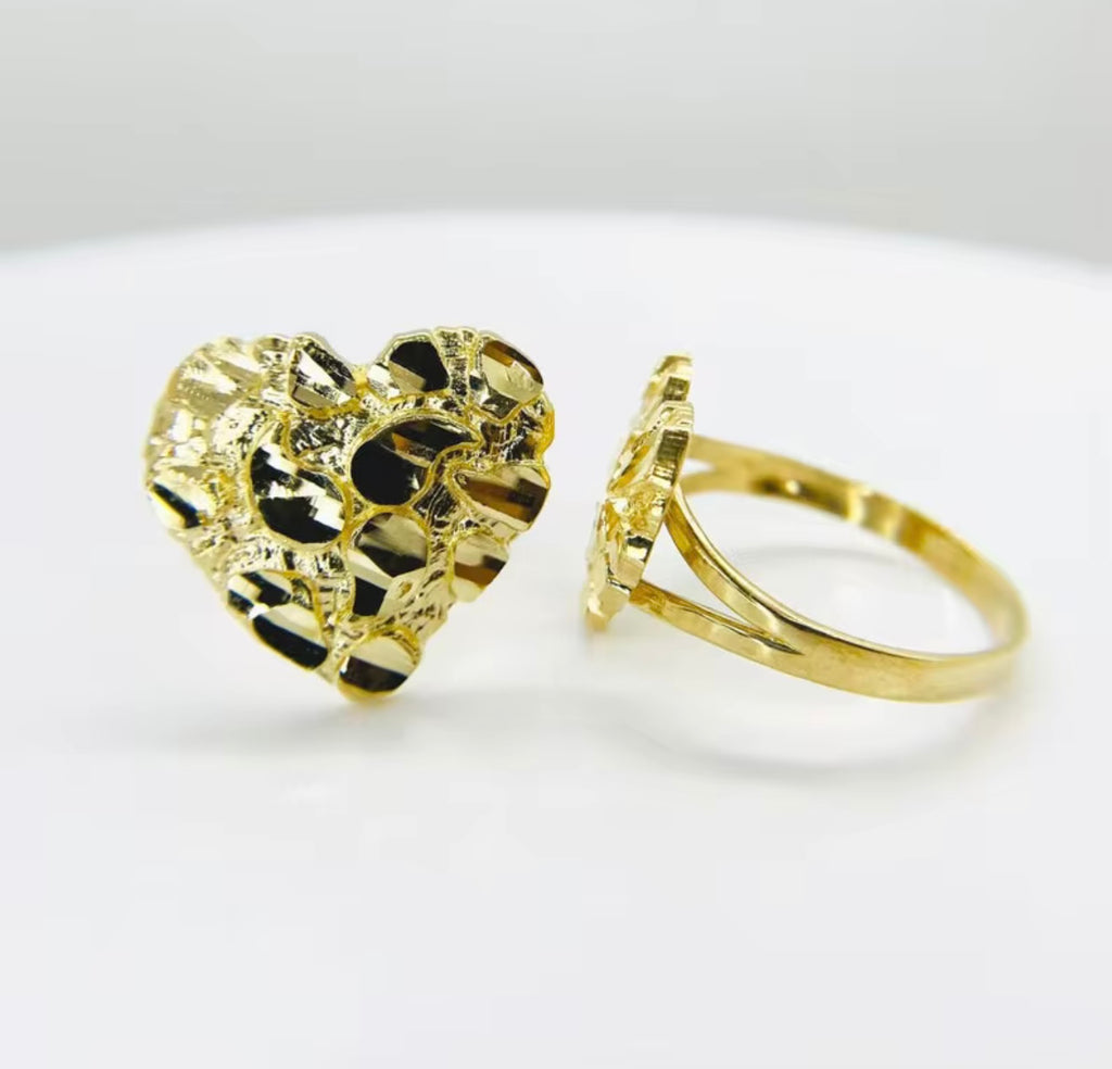 10K Medium Heart Nugget Ring
