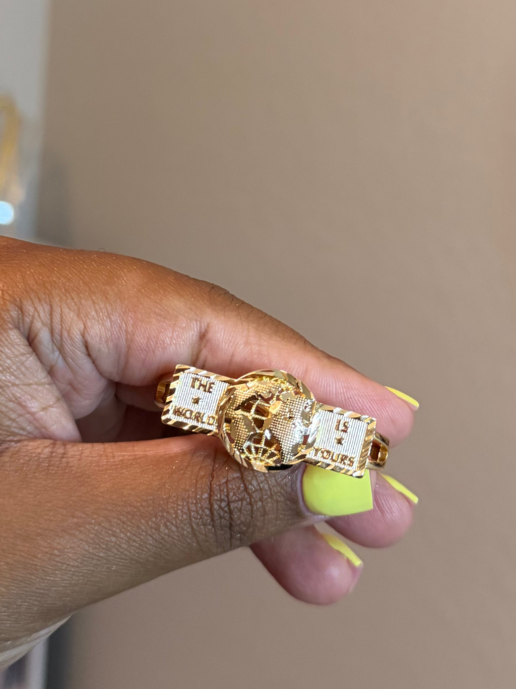 The World Is Yours 2 Finger Ring