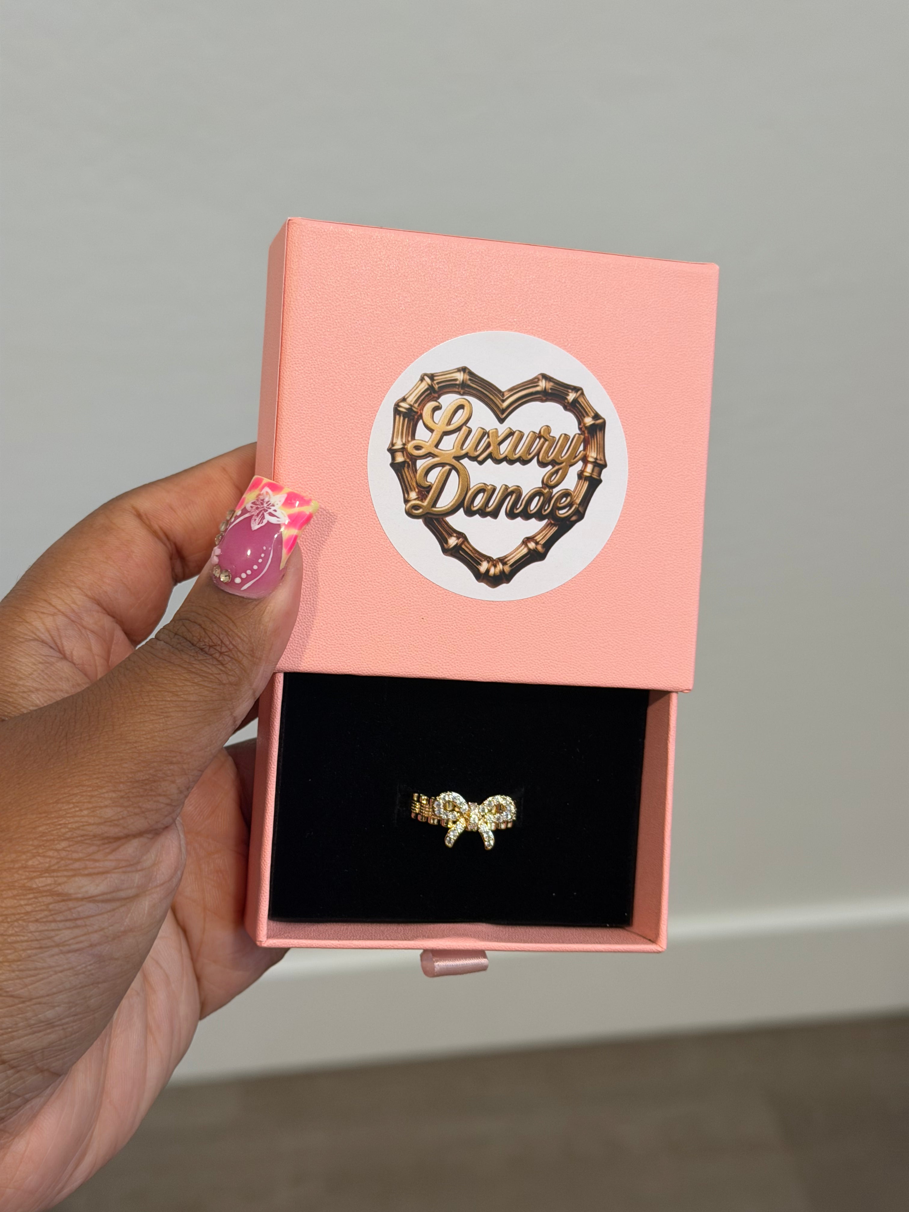 Bow Ring