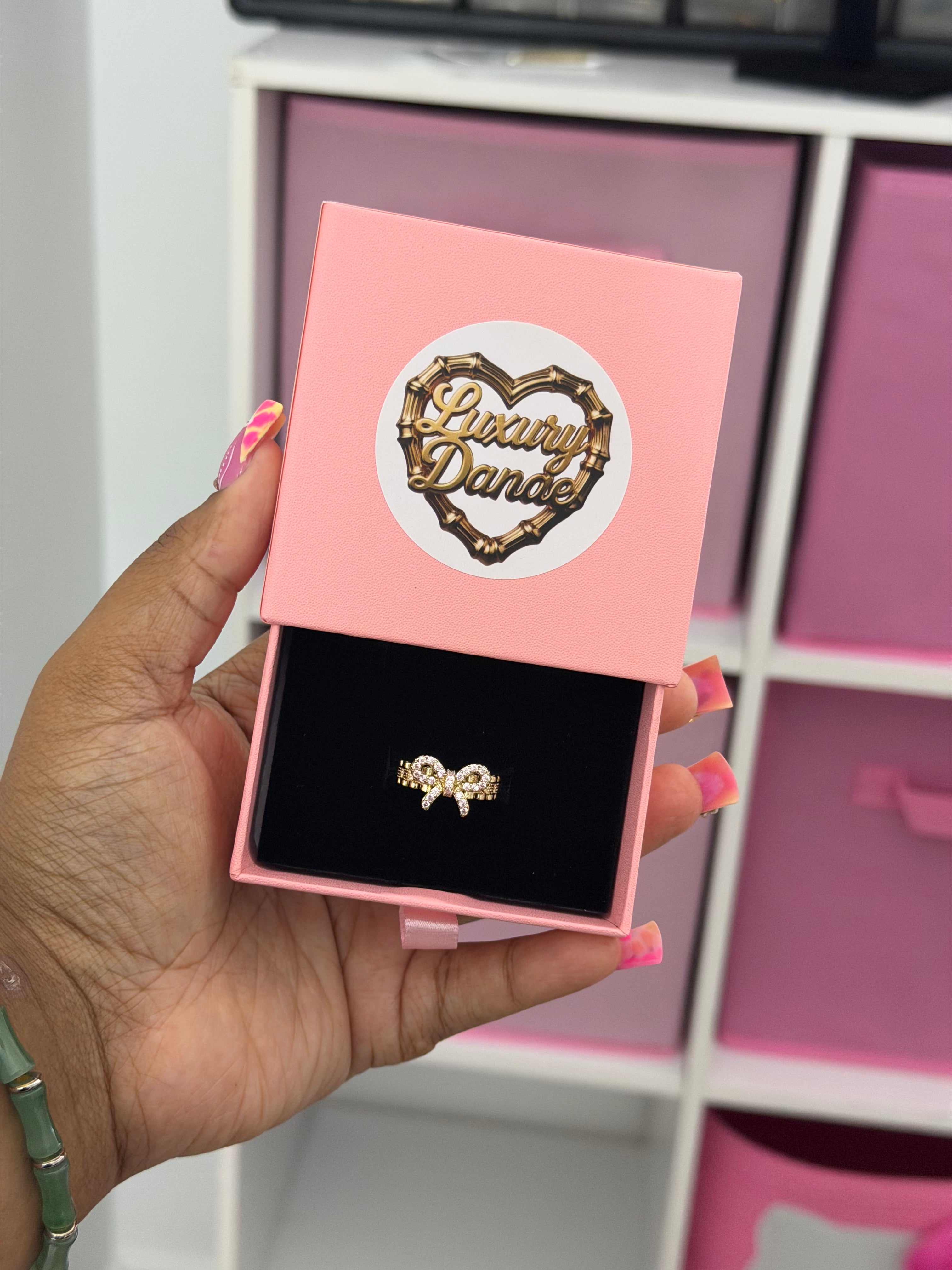 Bow Ring